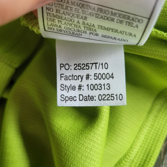 NWT Antigua Bright Green Button Down Women's Golf Polo Shirt - Picture 4 of 11